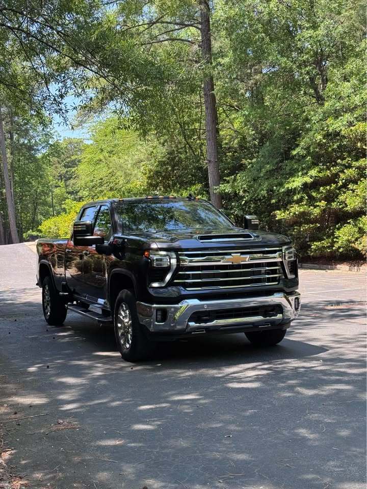 2024 Chevrolet Silverado 3500HD LTZ, photo 4 of 20