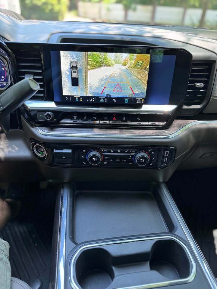 2024 Chevrolet Silverado 3500HD LTZ, photo 14 of 20