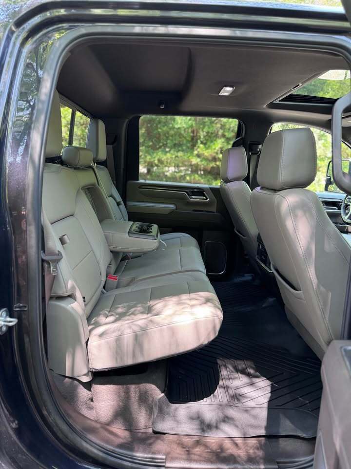 2024 Chevrolet Silverado 3500HD LTZ, photo 17 of 20