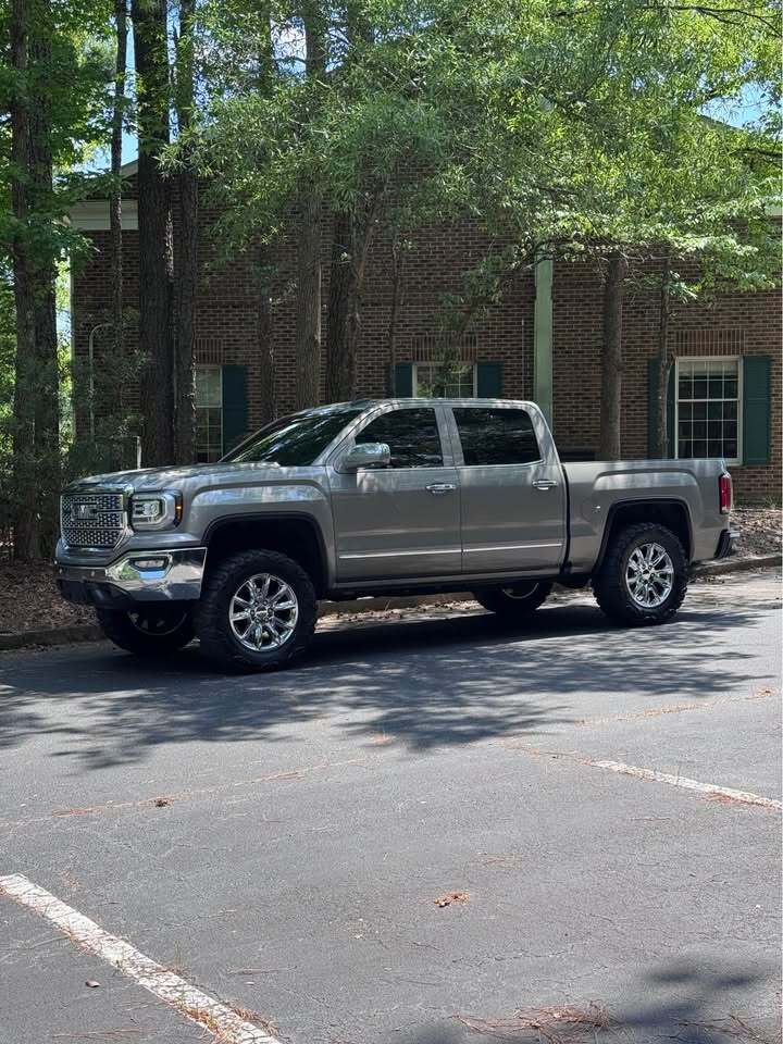 2017 GMC Sierra 1500 SLT, photo 5 of 18
