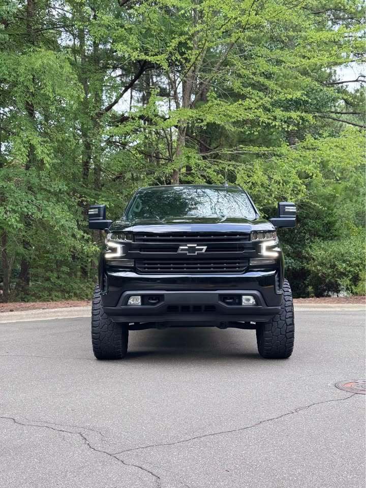 2021 Chevrolet Silverado 1500 RST, photo 2 of 20