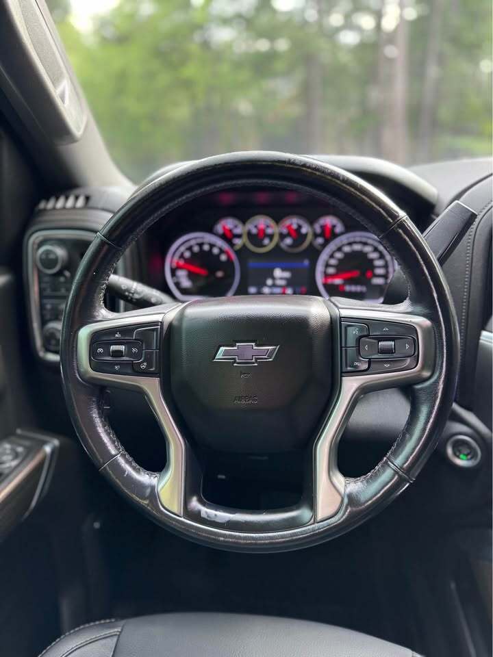 2021 Chevrolet Silverado 1500 RST, photo 12 of 20