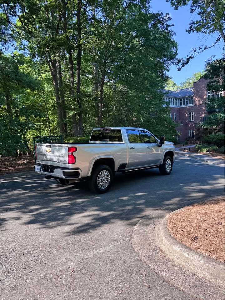 2022 Chevrolet Silverado 2500HD High Country, photo 6 of 20