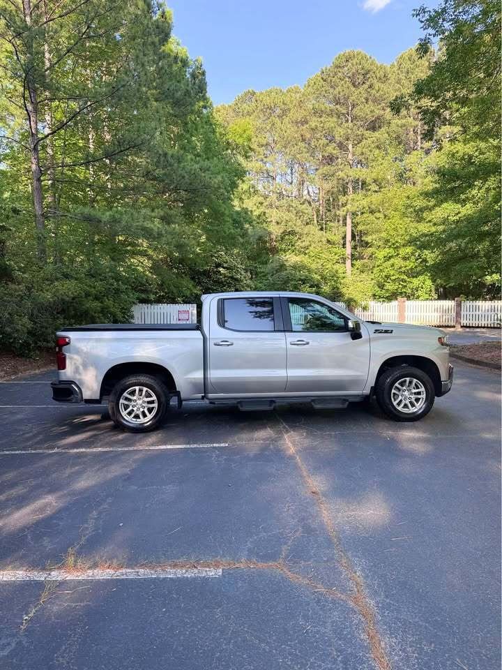 2019 Chevrolet Silverado 1500 LT, photo 8 of 19