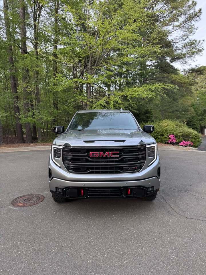 2023 GMC Sierra 1500 AT4 Carbon Pro Edition, photo 2 of 20