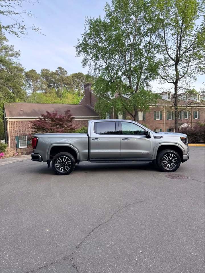 2023 GMC Sierra 1500 AT4 Carbon Pro Edition, photo 9 of 20