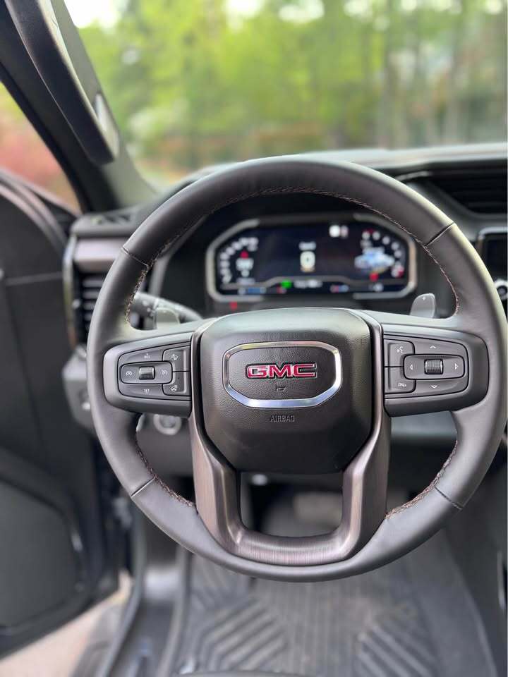 2023 GMC Sierra 1500 AT4 Carbon Pro Edition, photo 16 of 20