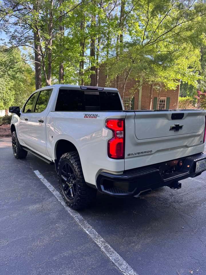 2021 Chevrolet Silverado 1500 Trail Boss, photo 4 of 14