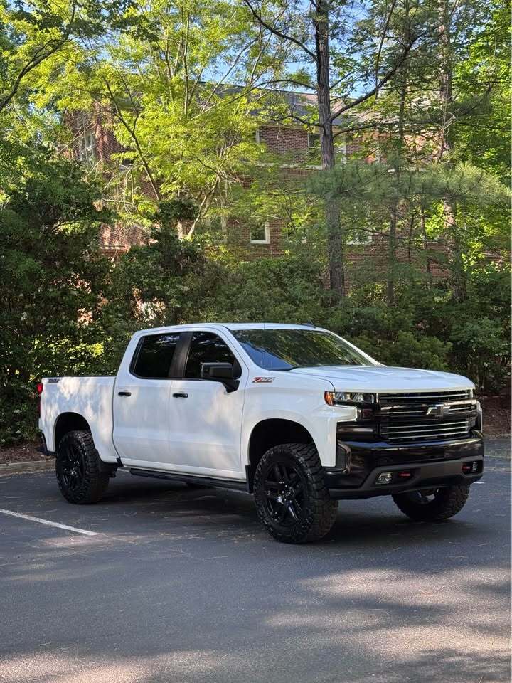 2021 Chevrolet Silverado 1500 Trail Boss, photo 5 of 14